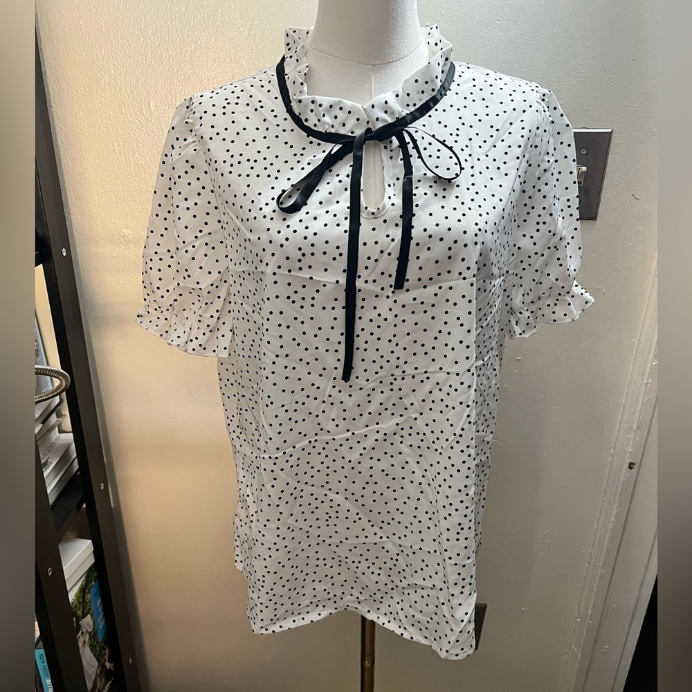 NWOT Polka Dot Ruffle-Neck Blouse with Bow Size XL